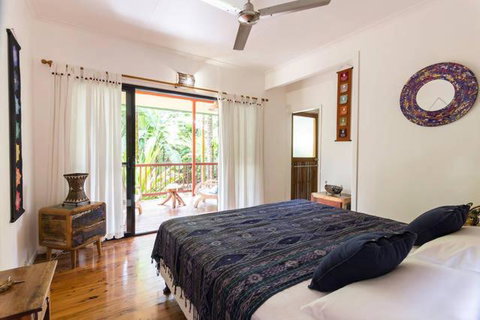 Wildwood - Whitsundays Accommodation 2