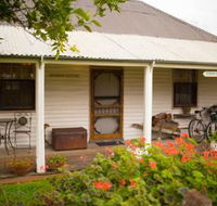 Davidsons Cottage - Whitsundays Accommodation