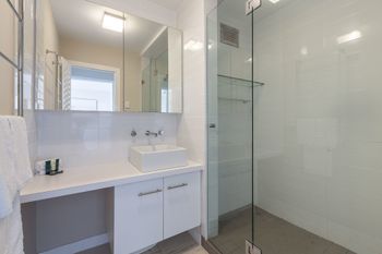 Cottesloe Azura Apartment - Whitsundays Accommodation 4