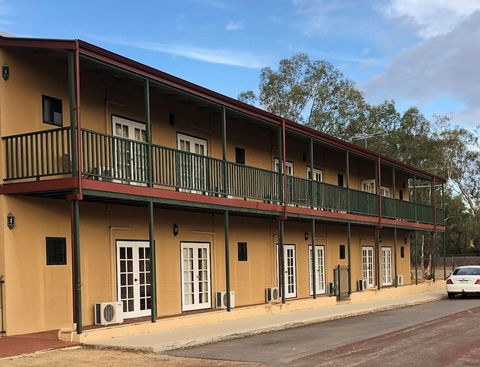 Settlers Hotel York - Whitsundays Accommodation 0