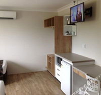 BEST WESTERN CASTLE LODGE MOTEL - Whitsundays Accommodation