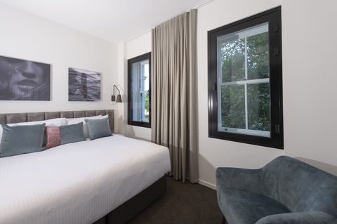 R Hotel Geelong - Whitsundays Accommodation 4