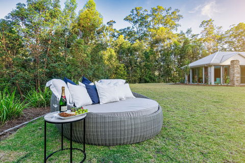 Salt Hinterland Retreat Q Stay - Whitsundays Accommodation 2