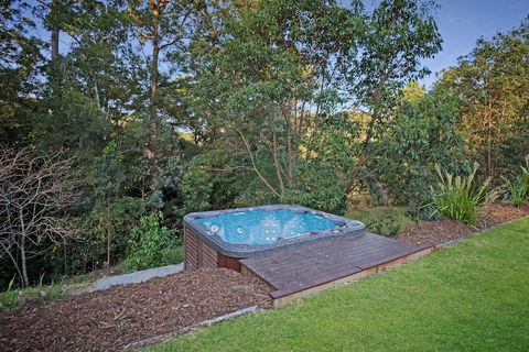 Salt Hinterland Retreat Q Stay - Whitsundays Accommodation 5