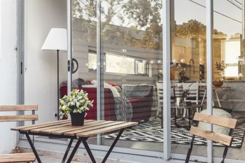 LUXURY 3 BEDROOM APARTMENT SYDNEY - Whitsundays Accommodation 2