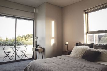 LUXURY 3 BEDROOM APARTMENT SYDNEY - Whitsundays Accommodation 6