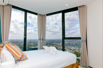 Light Tower Apartment - Whitsundays Accommodation 3