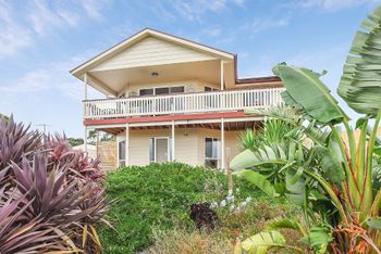Serenity By The Sea - Whitsundays Accommodation 0