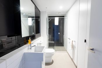 Dreamhome Service Apartment ABeckett - Whitsundays Accommodation 3
