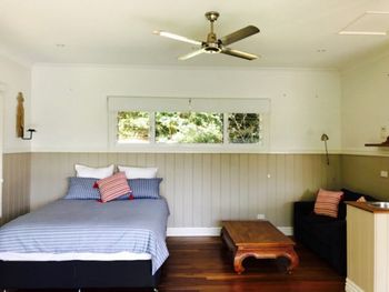 Lugarno House - Whitsundays Accommodation 6