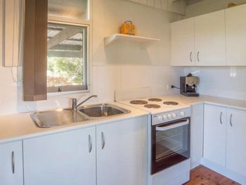 The 5th Green - Whitsundays Accommodation 2