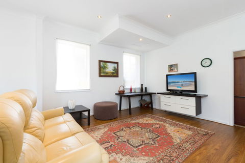 Pelicanstay Holiday Home Bondi Beach - Whitsundays Accommodation 1