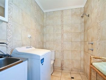 Hidden Oasis - Whitsundays Accommodation 5