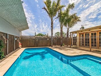 Hidden Oasis - Whitsundays Accommodation 1