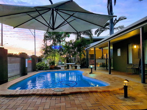 Rockhampton Palms Motor Inn - Whitsundays Accommodation 3