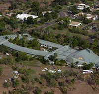 Holiday Inn Gagudju Crocodile - Whitsundays Accommodation