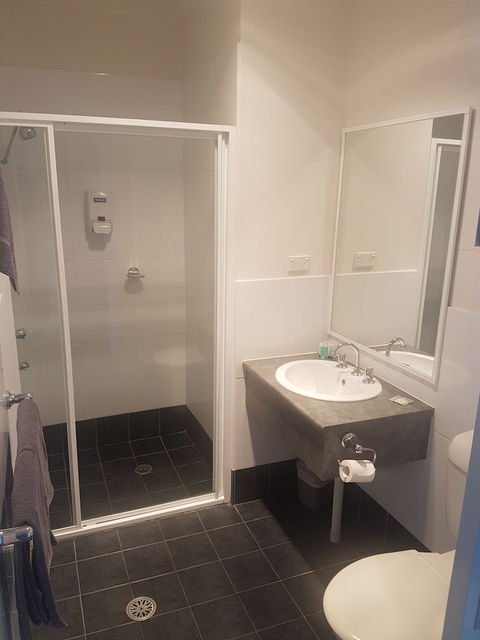 Jopen Cafe & Motel - Whitsundays Accommodation 2