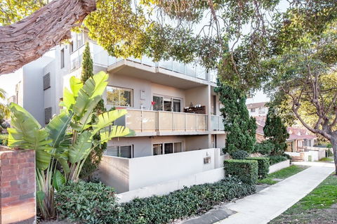 Bondi Beach Executive Penthouse - Whitsundays Accommodation 0