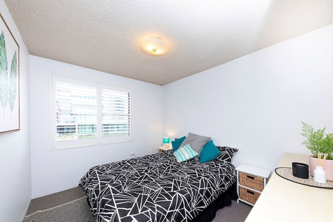 Hibiscus Court Unit 4 - Whitsundays Accommodation 4