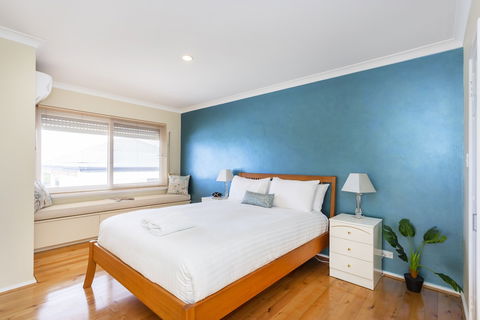 Scarborough Seaview Loft - Whitsundays Accommodation 2