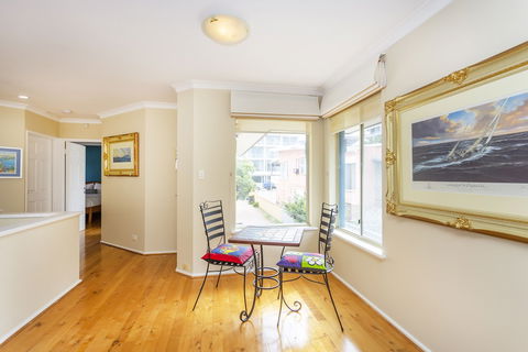 Scarborough Seaview Loft - Whitsundays Accommodation 1