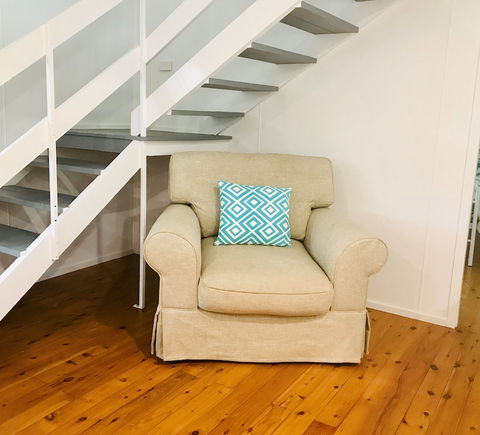 Coastal Cottage - Cannonvale - Whitsundays Accommodation 1