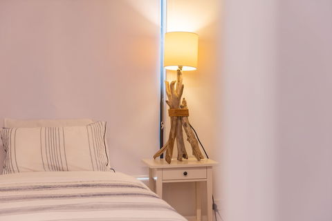 Coastal Cottage - Cannonvale - Whitsundays Accommodation 0