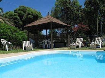 Golden Chain Wine Village Motor Inn - Whitsundays Accommodation 0