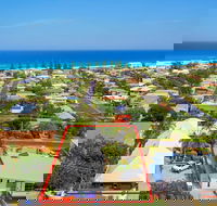 Clubyamba Beach Holiday Accommodation - Adults Only - Whitsundays Accommodation