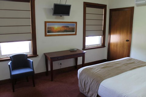 The Dormie House - On The Golf Course - Whitsundays Accommodation 3