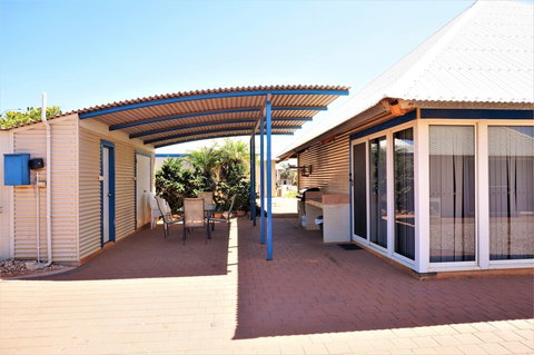 Osprey Holiday Village Unit 123 - Whitsundays Accommodation 3