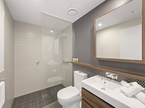 Lucid Living Brisbane - Whitsundays Accommodation 2