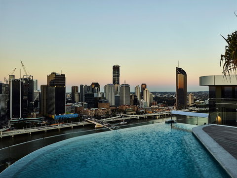 Lucid Living Brisbane - Whitsundays Accommodation 1