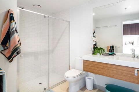 Ella, 1BDR Melbourne Apartment - Whitsundays Accommodation 2