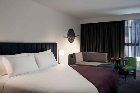 Midnight Hotel, Autograph Collection - Whitsundays Accommodation 5