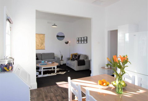 Horlock House - Whitsundays Accommodation 5