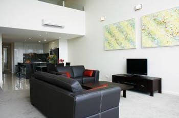 Harbour Views - Whitsundays Accommodation 6