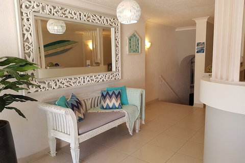 Surfers Chalet - Whitsundays Accommodation 1