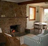 Mistover Cottage - Whitsundays Accommodation
