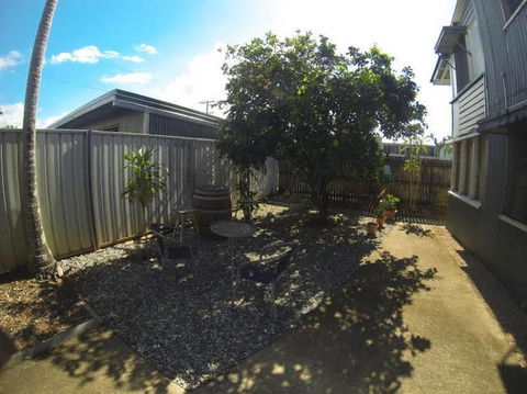 AussieWolf Share House - Whitsundays Accommodation 0