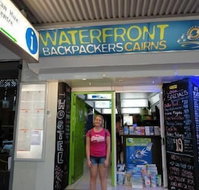 Waterfront Backpackers - Hostel