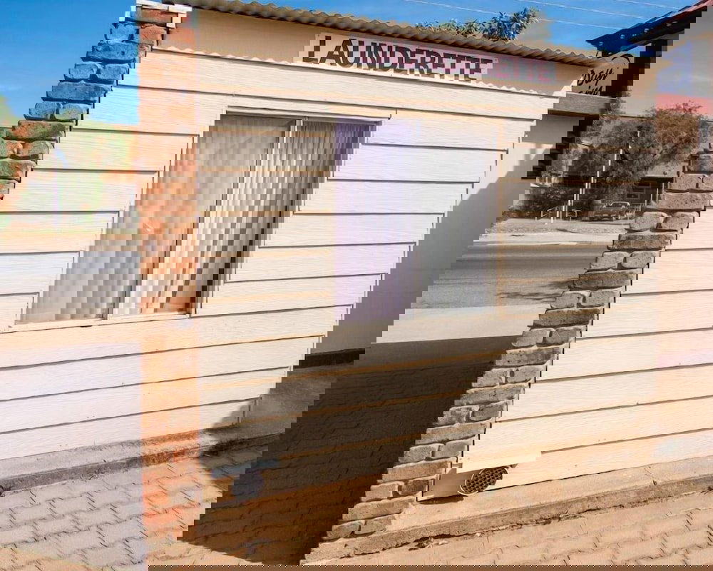 Collerina NSW Whitsundays Accommodation