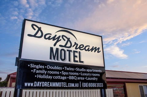 Daydream Motel And Apartments - Whitsundays Accommodation 4