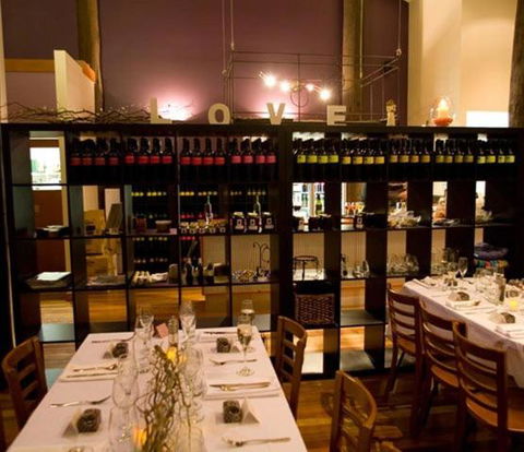 Oceanview Estate Vineyard Cottages - Whitsundays Accommodation 2