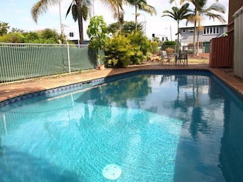 Lancaster Court Motel - Whitsundays Accommodation 3