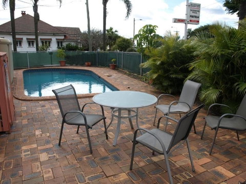Lancaster Court Motel - Whitsundays Accommodation 2