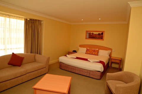 Bathurst Heritage Motor Inn - Whitsundays Accommodation 6