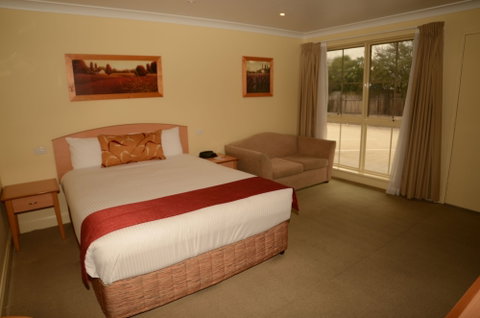Bathurst Heritage Motor Inn - Whitsundays Accommodation 5