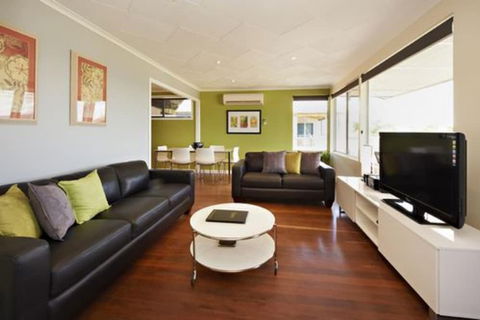 Albany Harbourside Apartments And Houses - Whitsundays Accommodation 6