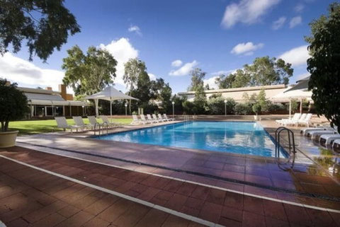 Desert Gardens Hotel - Whitsundays Accommodation 1